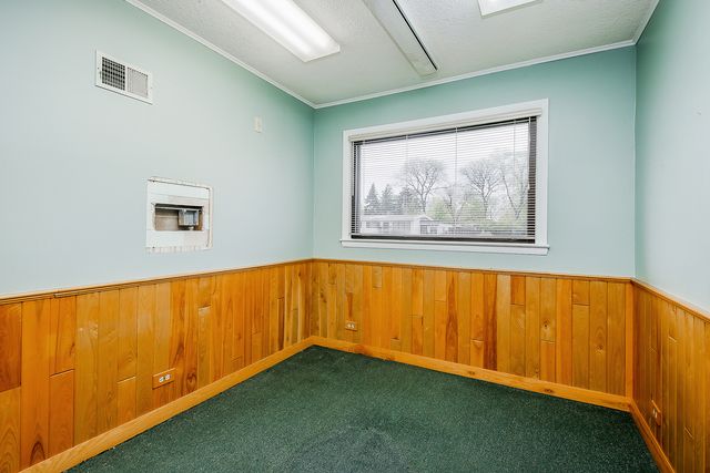 1502 State Rte 38, Wheaton, IL 60187